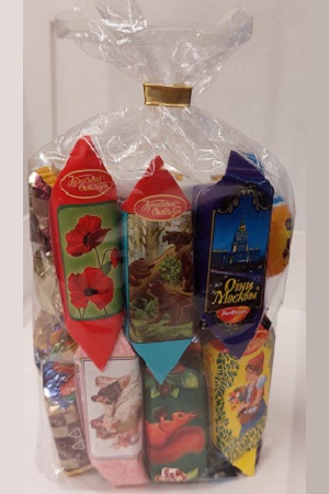 Подарочный конфетный набор 385г. с доставкой по Словении