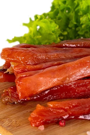 Trakci posušenega slanega gorb. lososa 150g z dostavo v Sloveniji